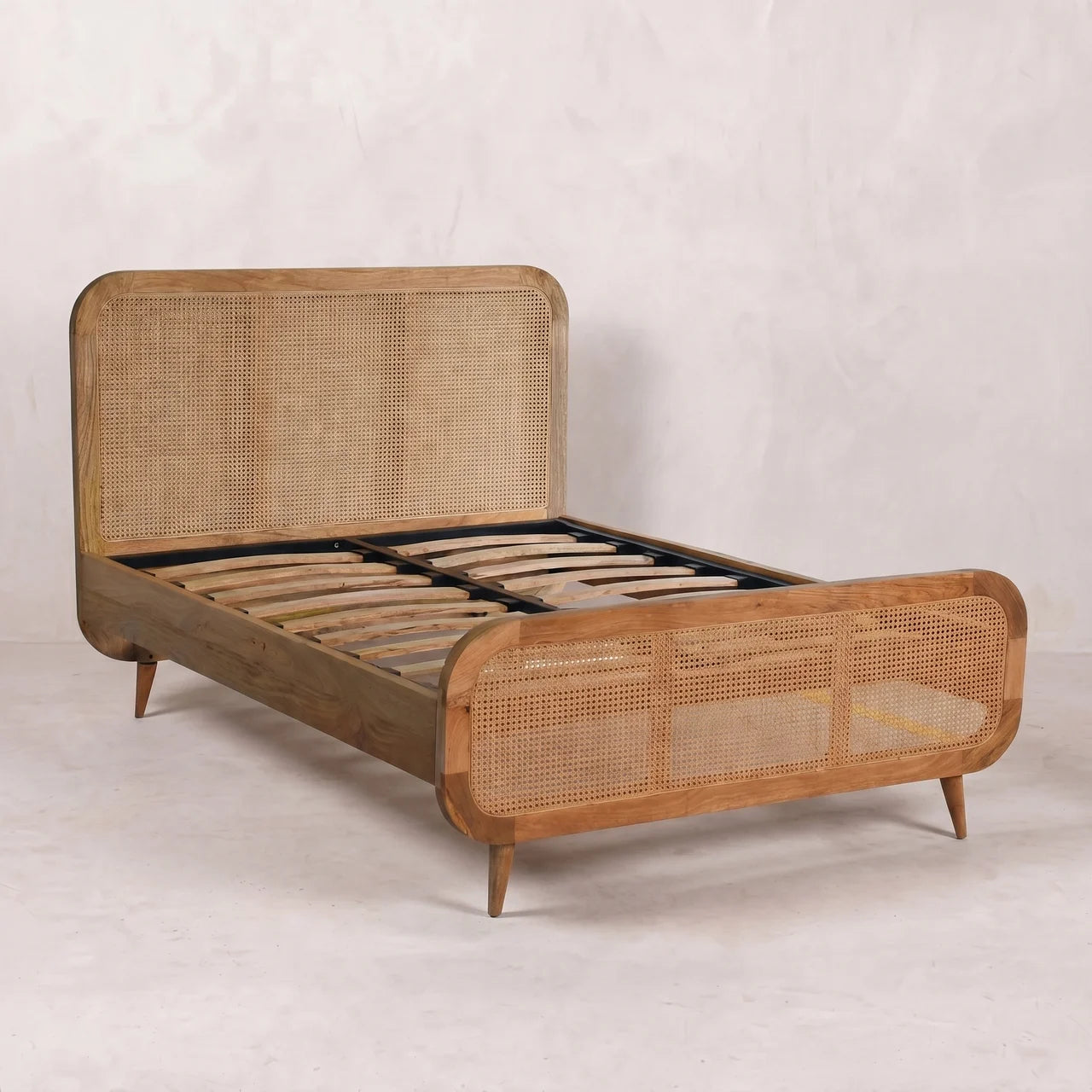 Rattan Bed