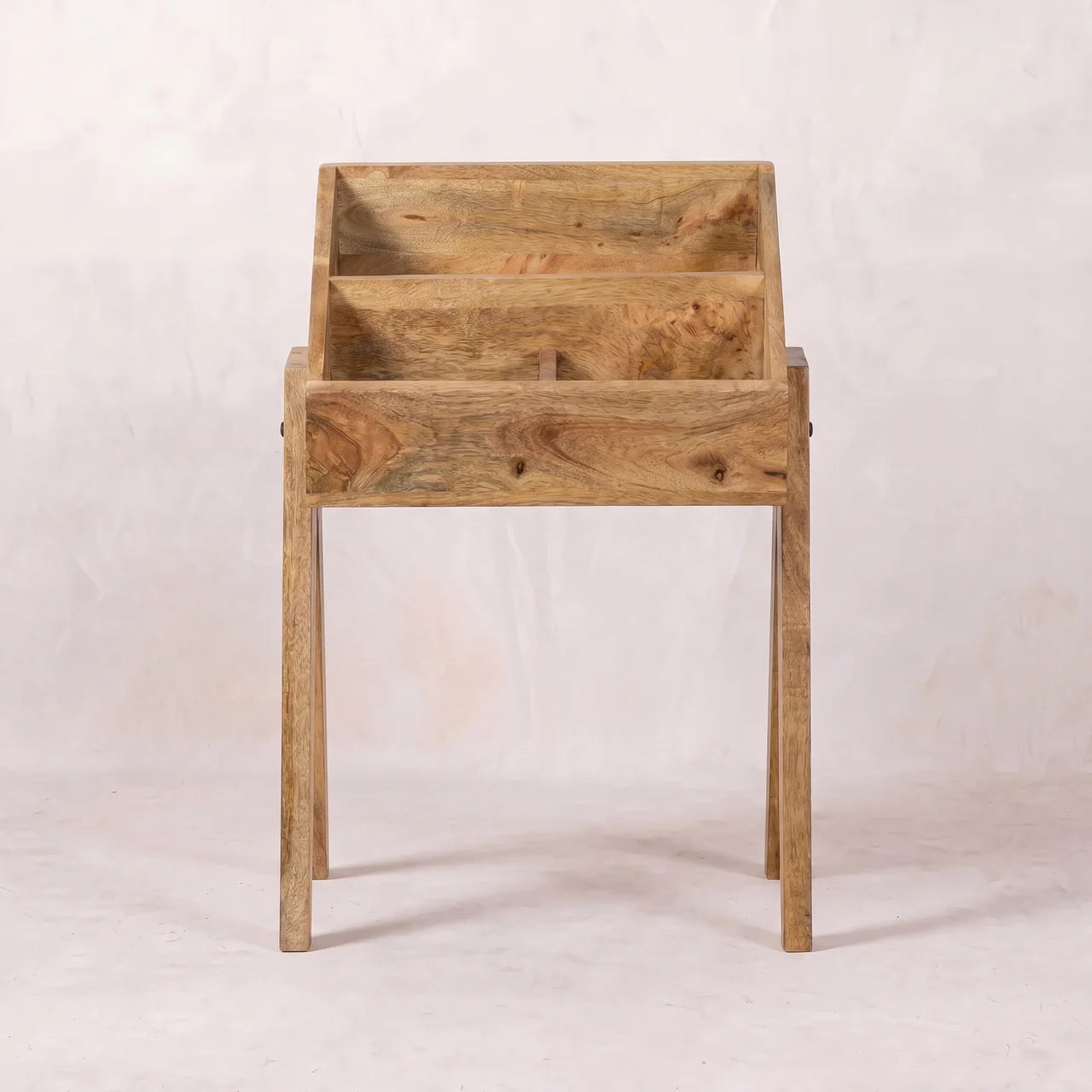 Trestle Magazine Rack