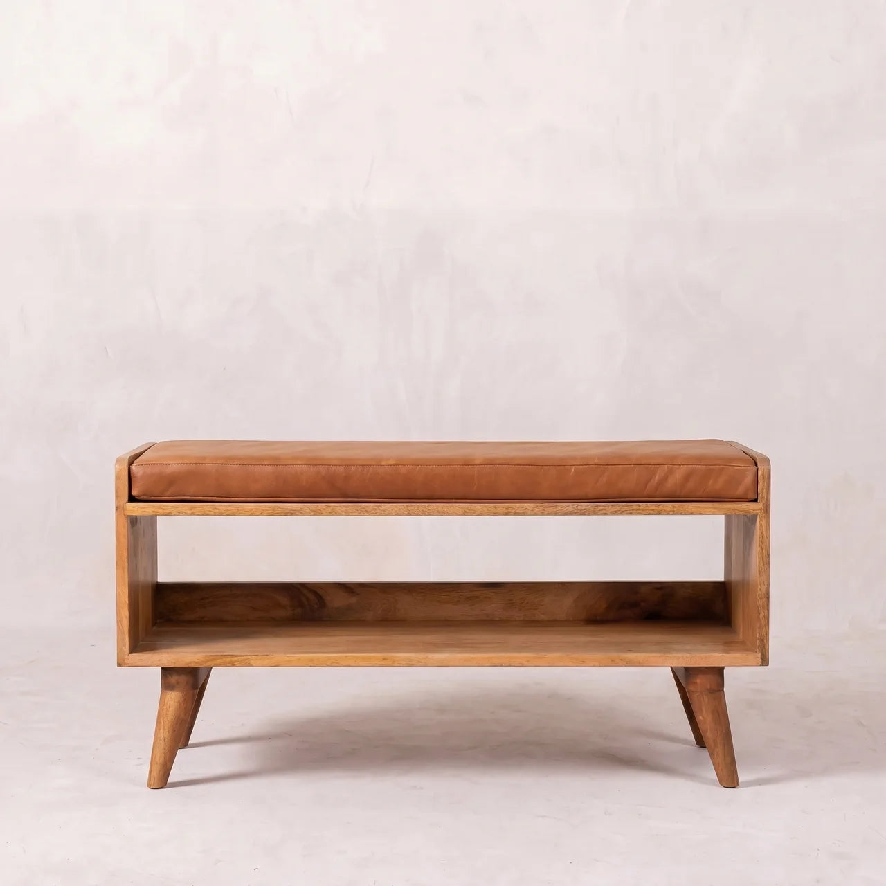 Oak-ish Bench with Tan Leather Seatpad